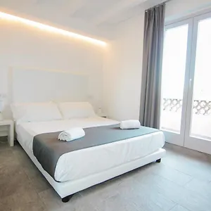 maison-du-port-42.fr-provencehotel.com/