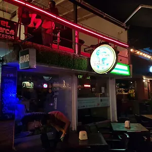  Hostel Casa Blanca