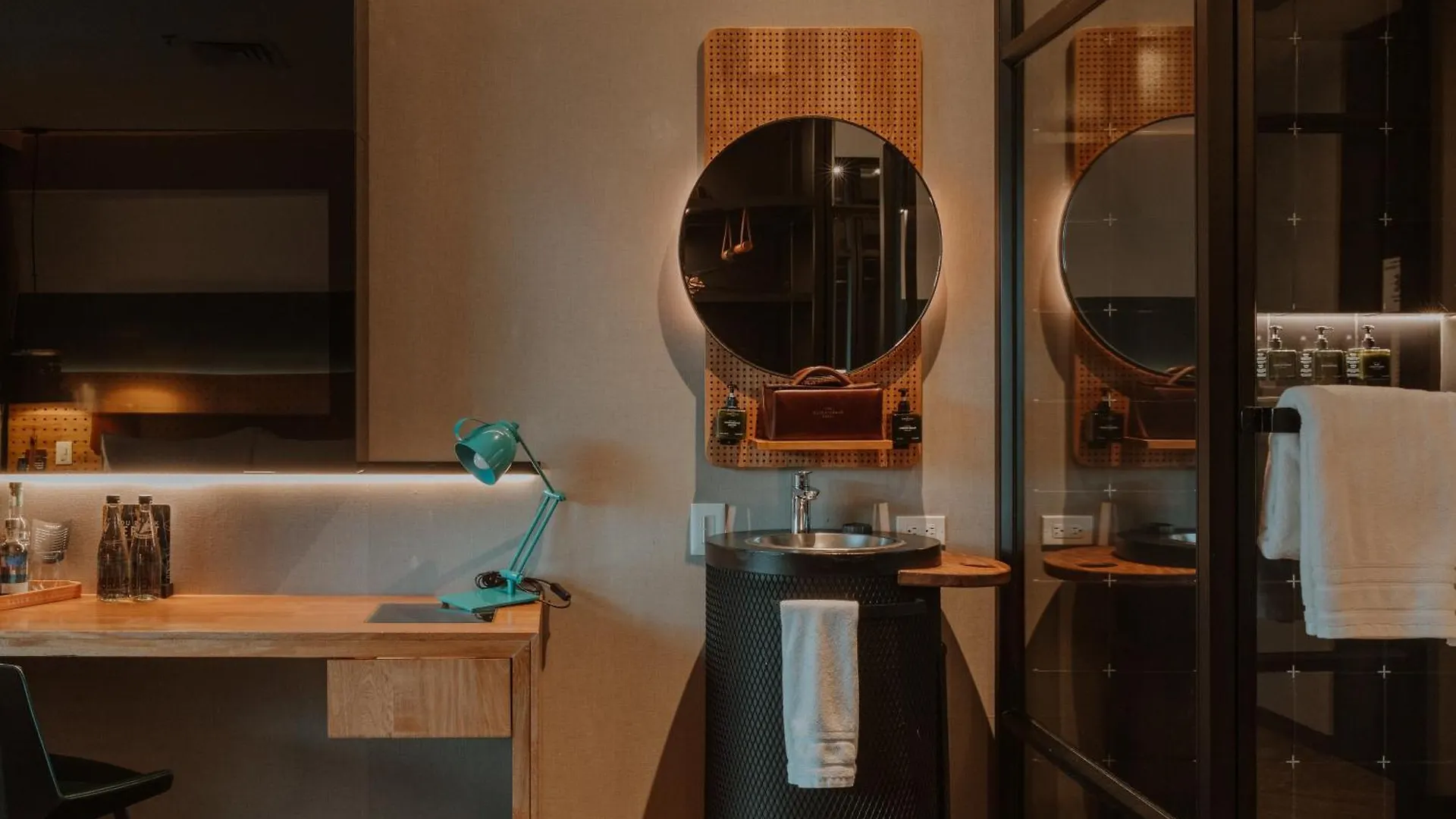 The Click Clack Hotel Medellin 5*,  Colombia
