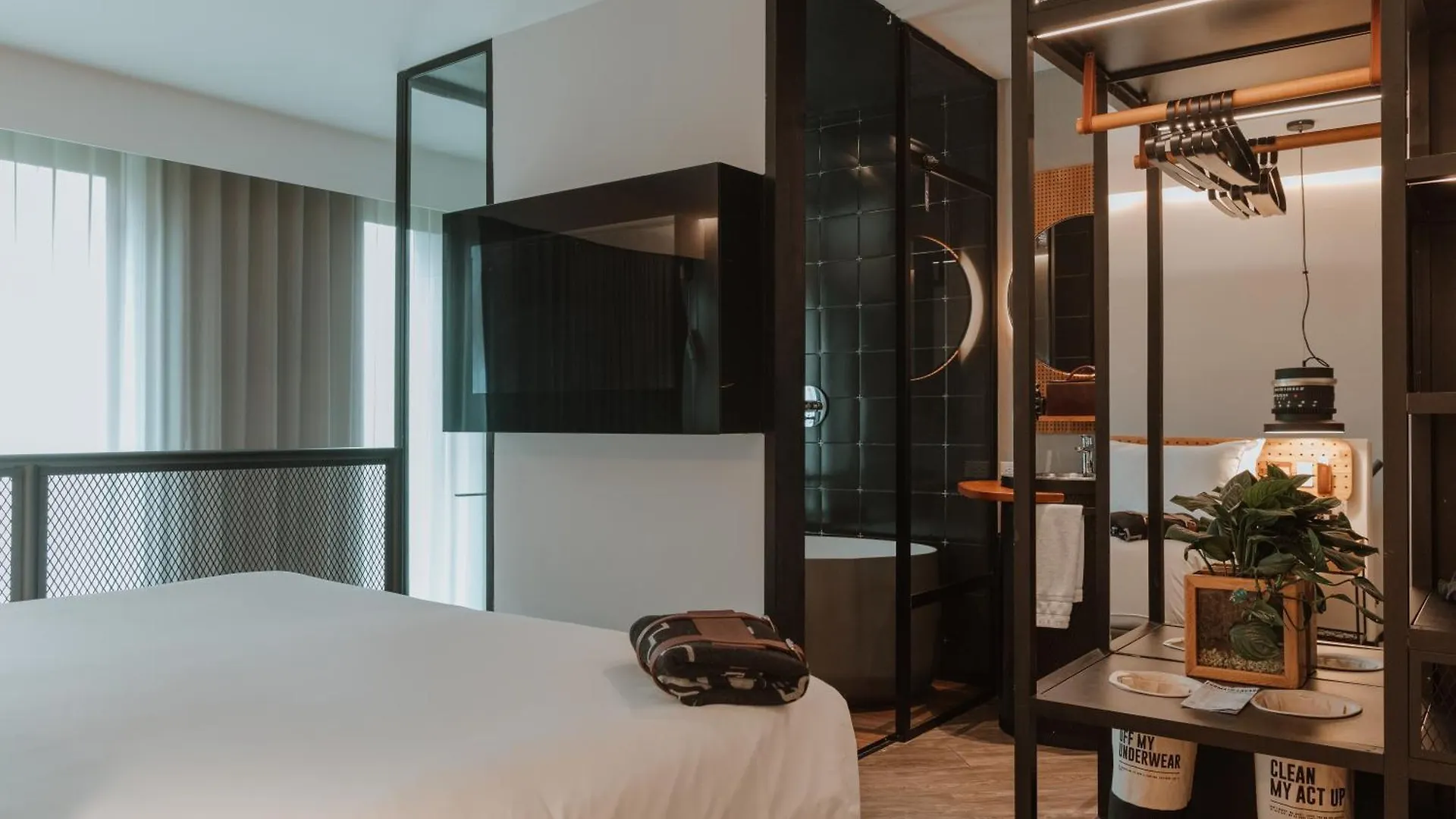 The Click Clack Hotel Medellin 5*,  Colombia